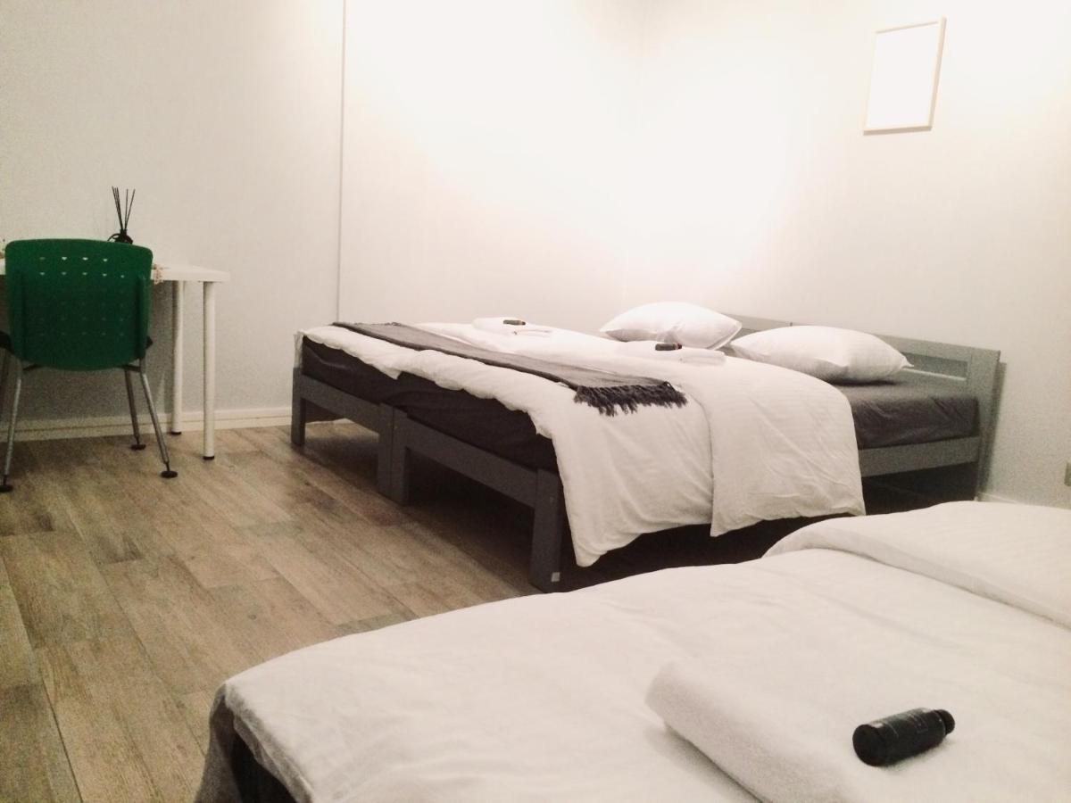 Fractal Guest Rooms - Poznan Centrum Andersia Square & Old Town Room photo